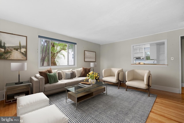 5604 Edgemont Dr, Alexandria, VA 22310 - living room featuring wood finished floors and baseboards