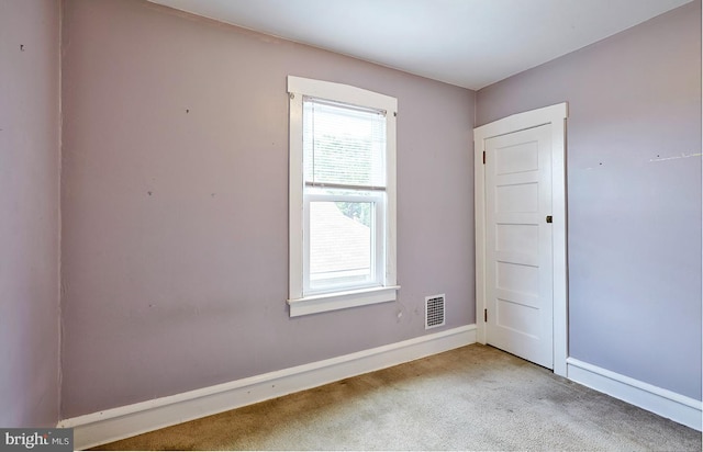 625 Hunter St, Gloucester City, NJ 08030 - carpeted spare room with baseboards