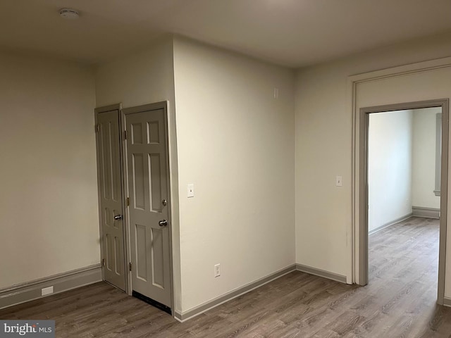 3 Third St, Pottstown, PA 19464 - spare room featuring wood finished floors, a smoke detector, and baseboards
