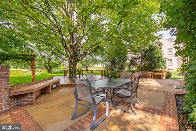 826 Bent Creek Dr, Lititz, PA 17543 - view of patio featuring outdoor dining space and a deck