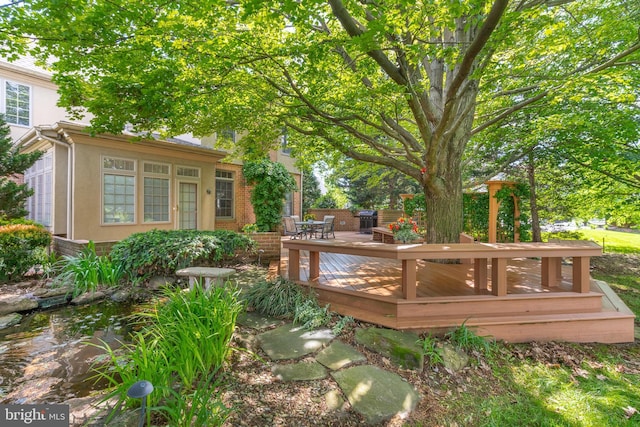 826 Bent Creek Dr, Lititz, PA 17543 - view of wooden terrace