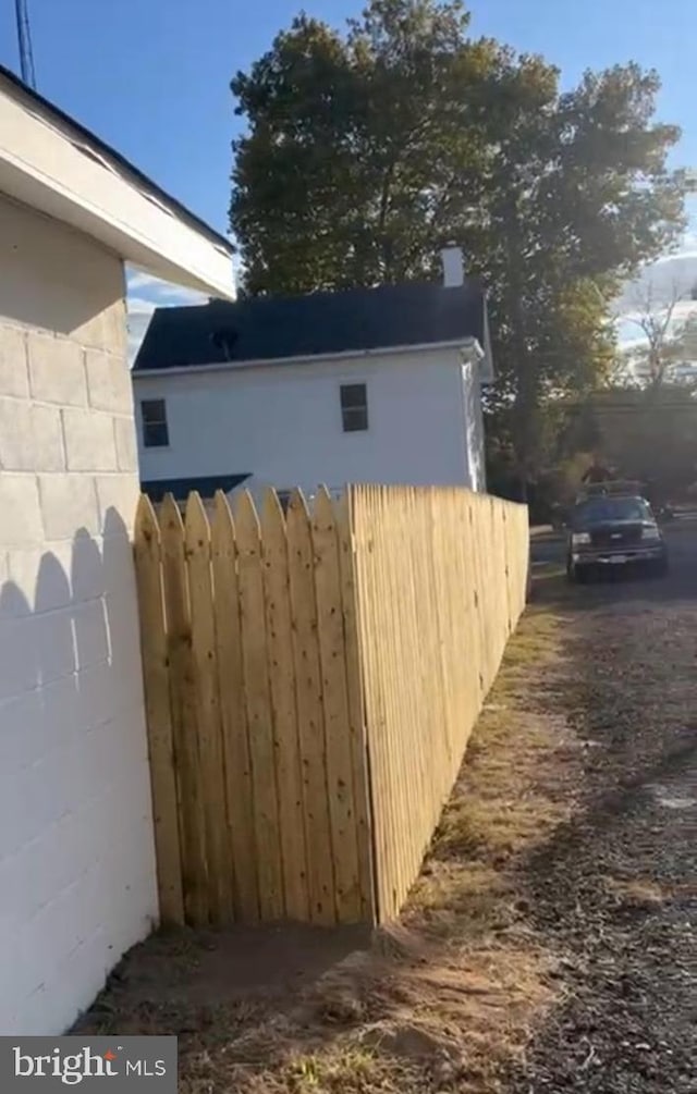 395 Main St, Cedarville, NJ 08311 - view of side of home