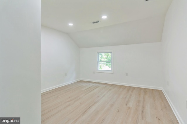 229 Shoemaker Rd, Bridgeton, NJ 08302 - additional living space with wood finished floors, lofted ceiling, baseboards, and recessed lighting