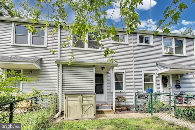6 Plateau Pl Unit Z3, Greenbelt, MD 20770 - back of house with a fenced backyard and cooling unit