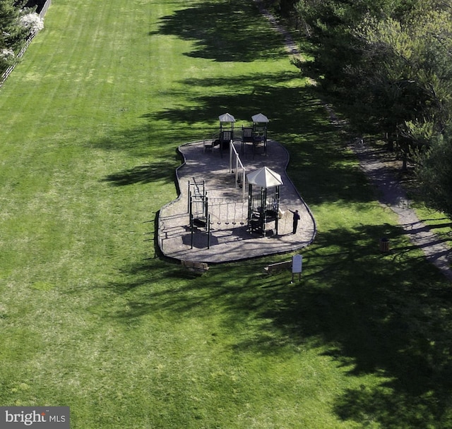 5441 Gladewright Dr, Centreville, VA 20120 - aerial view