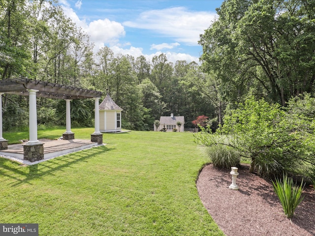 8301 Crestridge Rd, Fairfax Station, VA 22039 - view of green lawn with a pergola and an outdoor structure