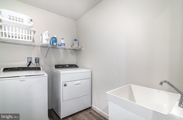 6320 Neha Dr, Mechanicsburg, PA 17050 - washroom with separate washer and dryer, wood finished floors, and baseboards