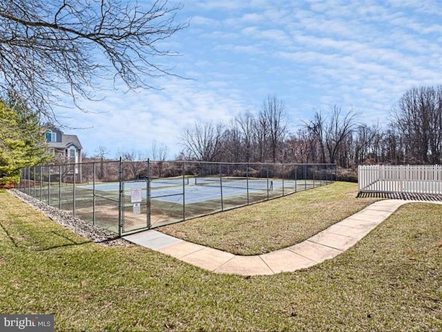 3214 Charing Cross Unit 18, Wilmington, DE 19808 - view of tennis court