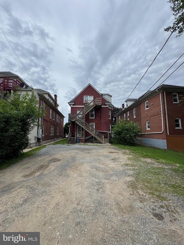 711 Oak Hill Ave, Hagerstown, MD 21740 - rear view of property with stairs