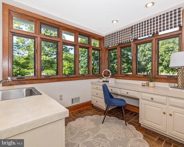 8423 Yellow Springs Rd, Frederick, MD 21702 - home office featuring a sink, built in study area, baseboards, and recessed lighting