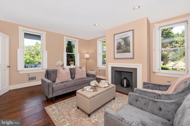 8423 Yellow Springs Rd, Frederick, MD 21702 - living area with dark wood-type flooring, baseboards, plenty of natural light, and recessed lighting