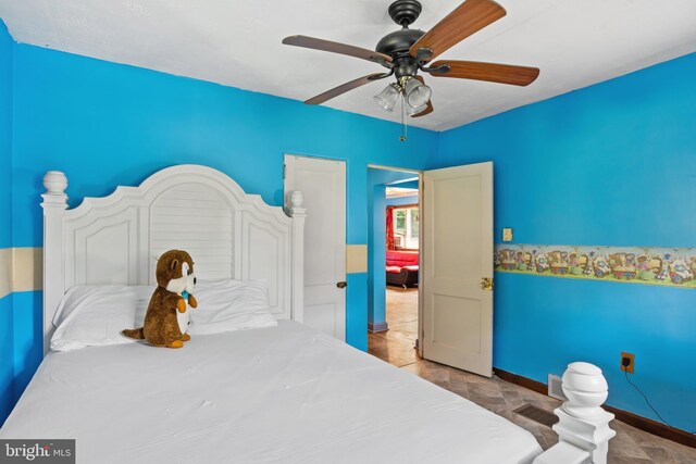 201 Village Rd, Harrisburg, PA 17112 - bedroom with ceiling fan and baseboards
