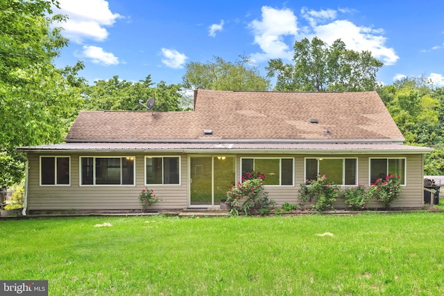 201 Village Rd, Harrisburg, PA 17112 - view of front of house with a front yard