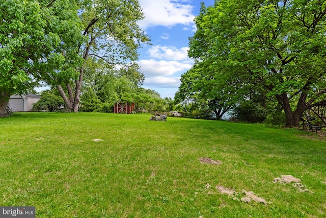 201 Village Rd, Harrisburg, PA 17112 - view of green lawn featuring an outdoor structure