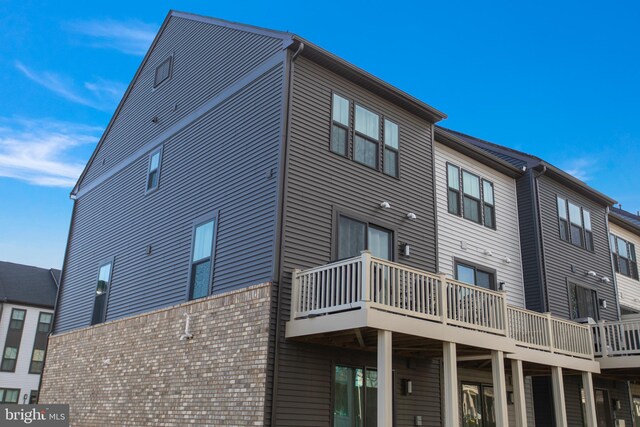 644 Lakemont Dr, Glen Burnie, MD 21060 - view of back of property