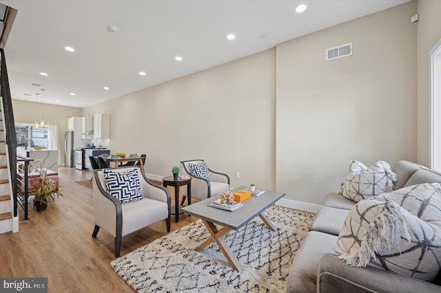 6210 Clearview St, Philadelphia, PA 19138 - living room featuring recessed lighting, light wood-style flooring, and baseboards