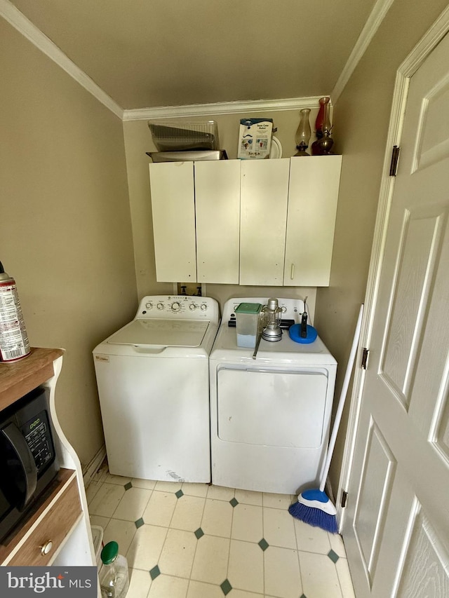 1170 Proctors Purchase Rd, Hartly, DE 19953 - laundry room featuring cabinet space, separate washer and dryer, and crown molding
