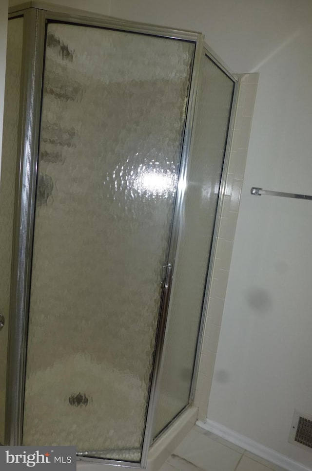 302 Independence Dr, Southampton, PA 18966 - full bath with a shower stall and baseboards