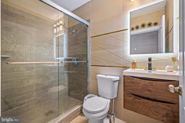 2 Jessica Ct, Tabernacle, NJ 08088 - full bath featuring tile walls, toilet, vanity, and a shower stall