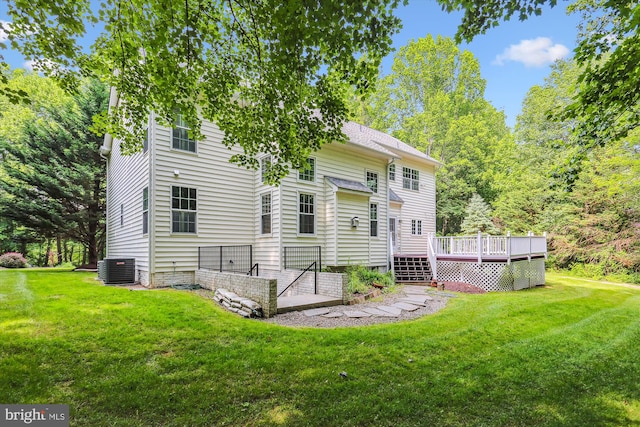 14908 Little Bennett Dr, Clarksburg, MD 20871 - back of house with a yard and a deck