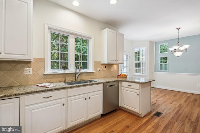 14908 Little Bennett Dr, Clarksburg, MD 20871 - kitchen with dishwasher, a sink, white cabinets, light wood-style floors, and a peninsula