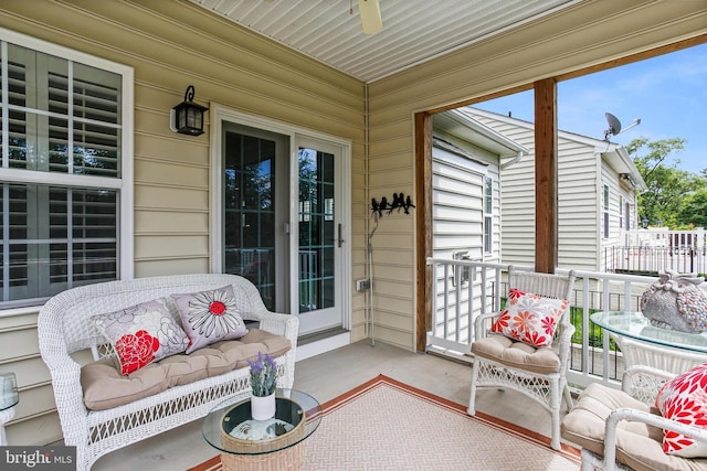 43 Triple Crown Dr Unit 441, Taneytown, MD 21787 - sunroom with a ceiling fan