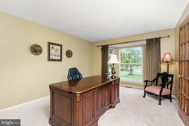 124 Kirschling Dr, Woolwich Twp, NJ 08085 - home office with light carpet and baseboards