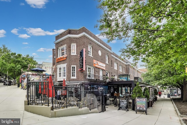 2725 Ordway St NW Unit 2, Washington, DC 20008 - view of building exterior