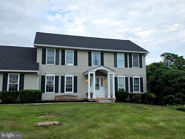 11339 Gift Rd, Clear Spring, MD 21722 - colonial inspired home with a front yard