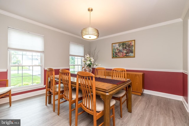 256 Rock Run Rd, Yardley, PA 19067 - dining area featuring crown molding, light wood finished floors, and baseboards