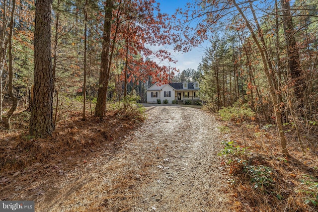 19446 Heather Ln, Orange, VA 22960 - view of front of house featuring a view of trees and driveway