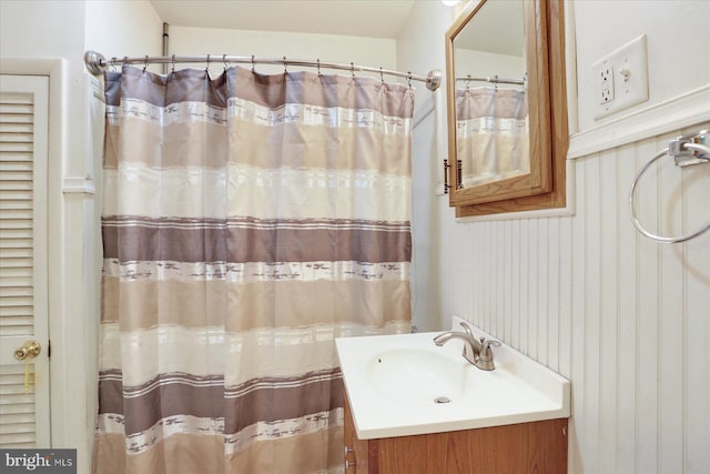 526 N 3rd St, Wormleysburg, PA 17043 - bathroom with vanity and a shower with shower curtain