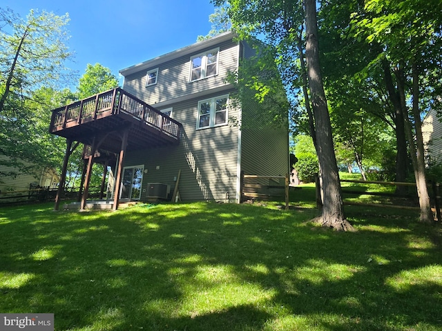 10920 Oakcrest Cir, New Market, MD 21774 - back of property with a deck and central AC unit