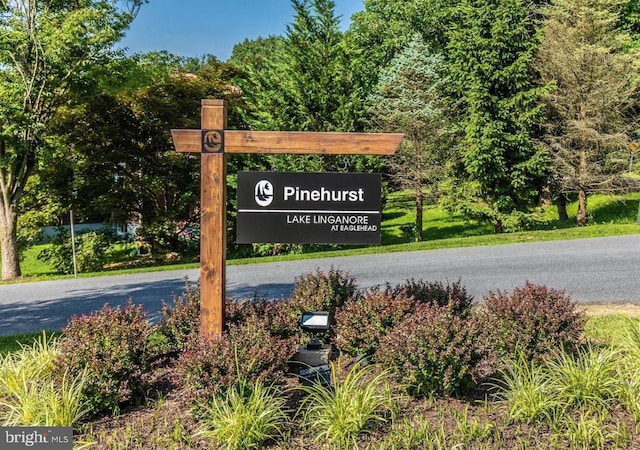 10920 Oakcrest Cir, New Market, MD 21774 - view of community sign