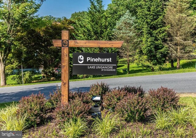10920 Oakcrest Cir, New Market, MD 21774 - view of community sign