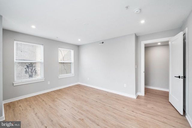 2639 Cecil B Moore Ave, Philadelphia, PA 19121 - unfurnished room featuring light wood-type flooring, a smoke detector, recessed lighting, and baseboards