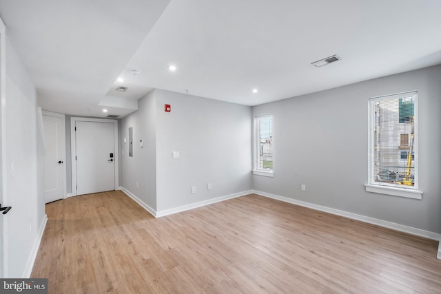 2639 Cecil B Moore Ave, Philadelphia, PA 19121 - empty room featuring plenty of natural light, light wood-type flooring, baseboards, and recessed lighting