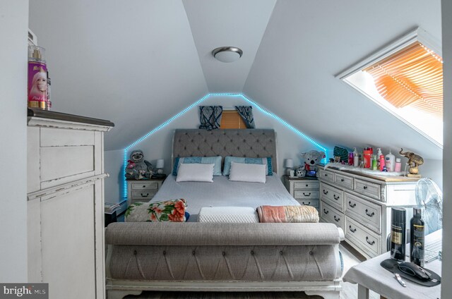935 Grove St, Reading, PA 19605 - bedroom featuring lofted ceiling