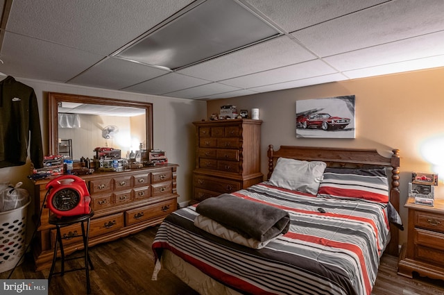 935 Grove St, Reading, PA 19605 - bedroom with wood finished floors and a paneled ceiling