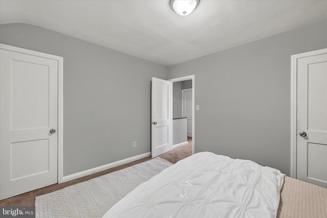 1076 Tunbridge Rd, Baltimore, MD 21212 - carpeted bedroom with baseboards