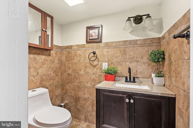 153 Sheridan Rd, Hamilton, NJ 08619 - half bathroom with tile walls, toilet, and vanity