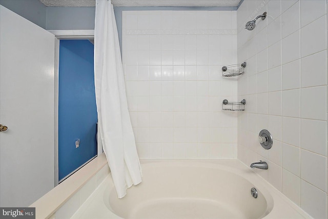 12626 Sunset Ave Unit 62, Ocean City, MD 21842 - bathroom with shower / bath combination with curtain