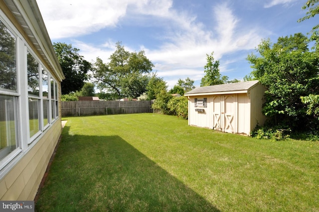 19 Rose Ave, Maple Shade, NJ 08052 - view of yard