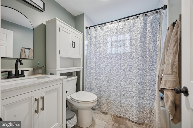 7 Neeld Ln, Aston, PA 19014 - bathroom with vanity, toilet, and a shower with curtain