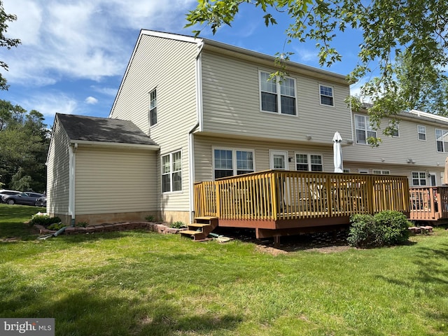 113 Megan Cir, Chalfont, PA 18914 - back of property with a wooden deck and a lawn