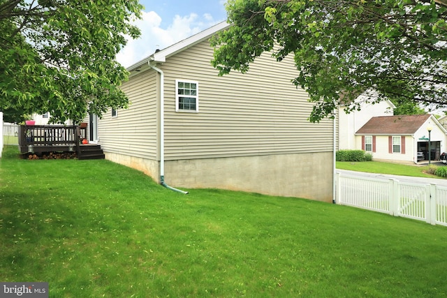 218 Independence Ave, State College, PA 16801 - view of side of property featuring a deck