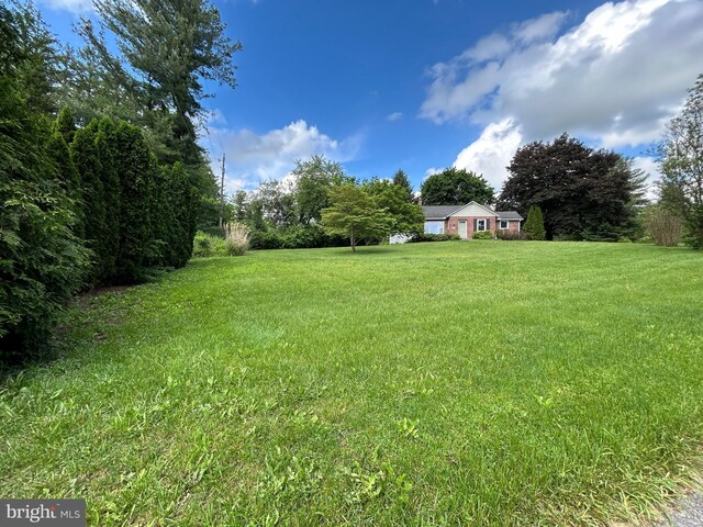 4599 Carlisle Rd, Gardners, PA 17324 - view of grassy yard