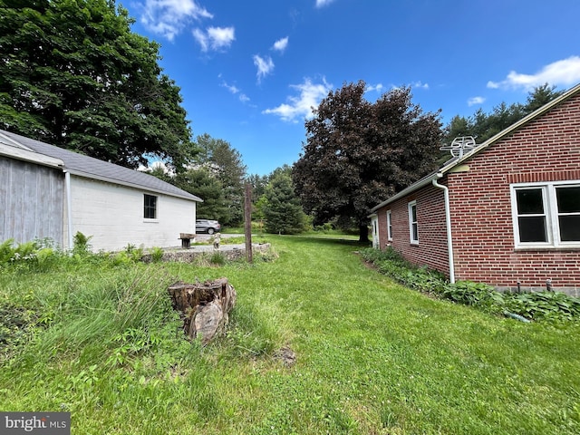 4599 Carlisle Rd, Gardners, PA 17324 - view of grassy yard