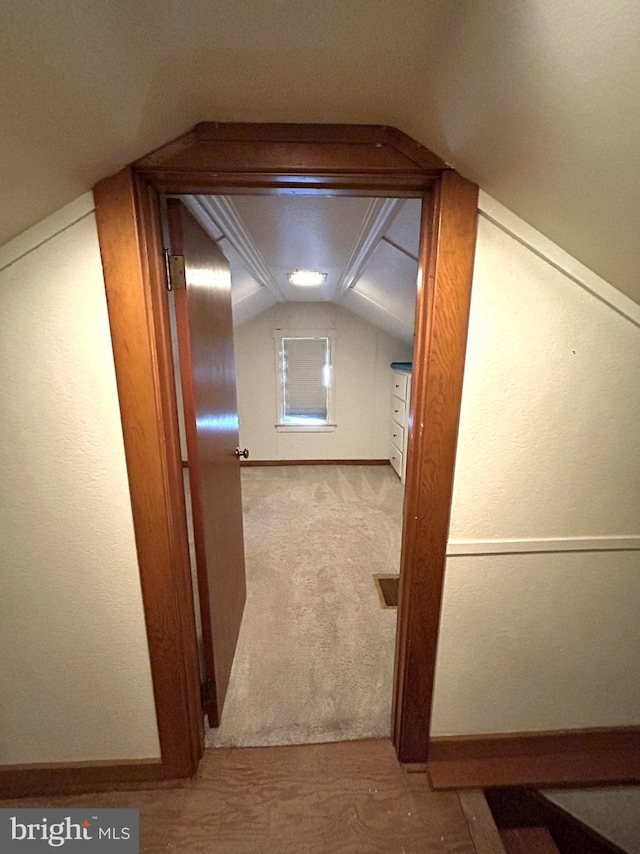 4599 Carlisle Rd, Gardners, PA 17324 - hall featuring vaulted ceiling, carpet flooring, and baseboards