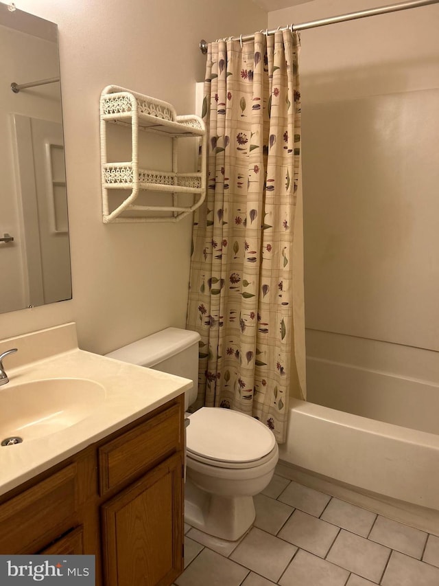 102 Stone Hurst Ct Unit 102, New Castle, DE 19720 - full bath featuring vanity, toilet, shower / bath combo, and tile patterned flooring